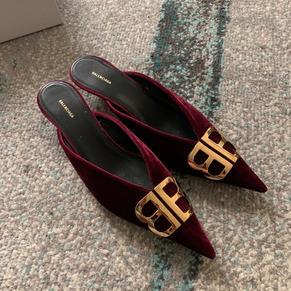 Balenciaga knife mules